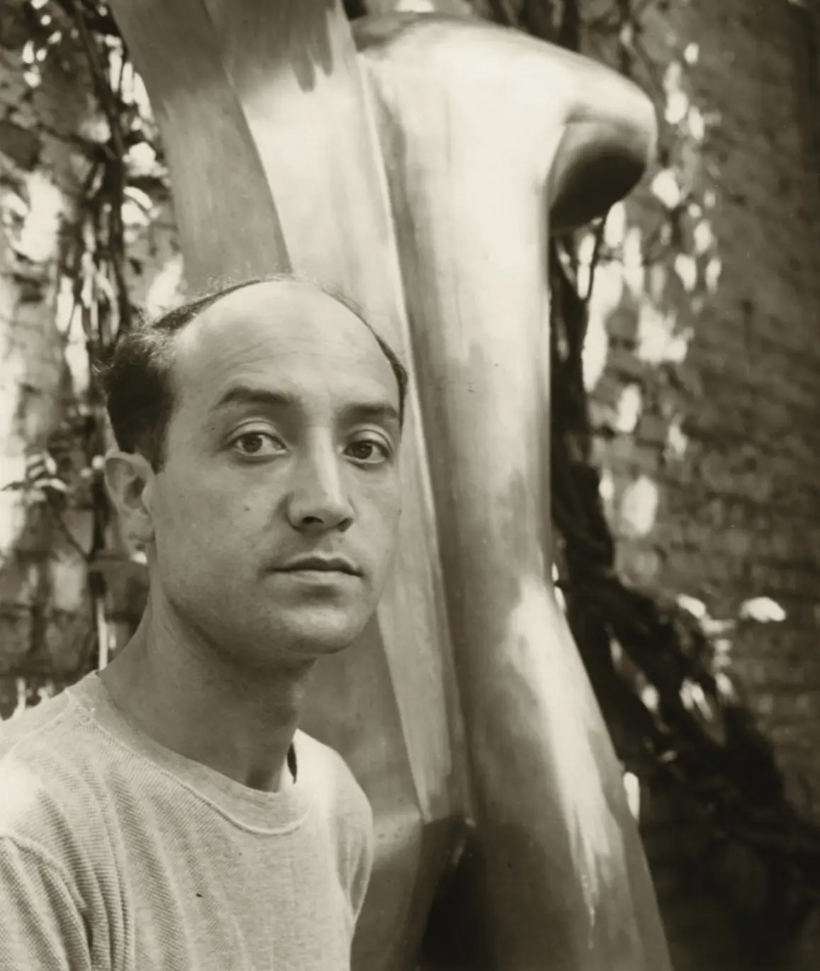 Isamu Noguchi - Modernist Interior Design