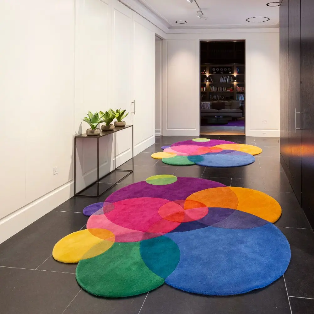 irregular round rug bubbles