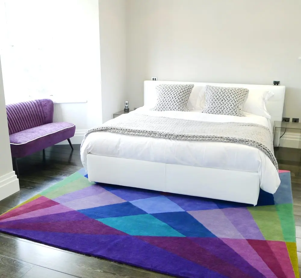 Large rugs for the bedroom