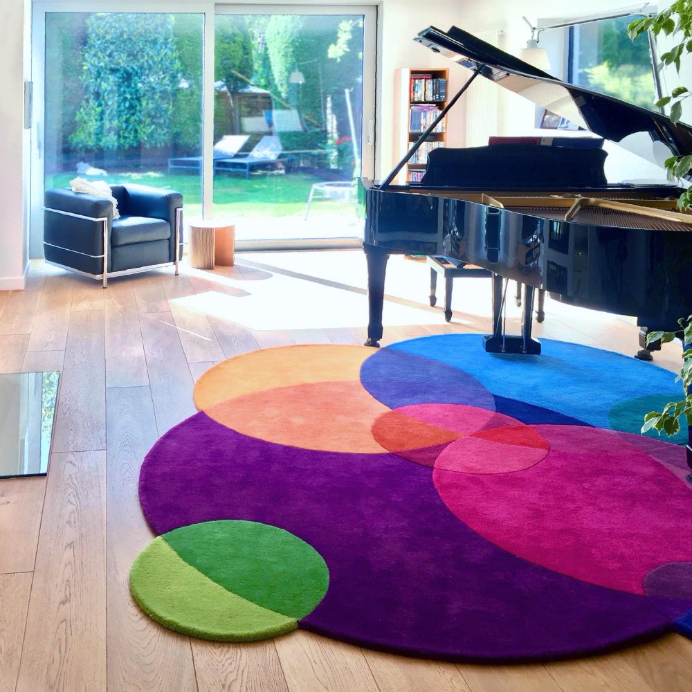 Shapes and colours for your living room rug