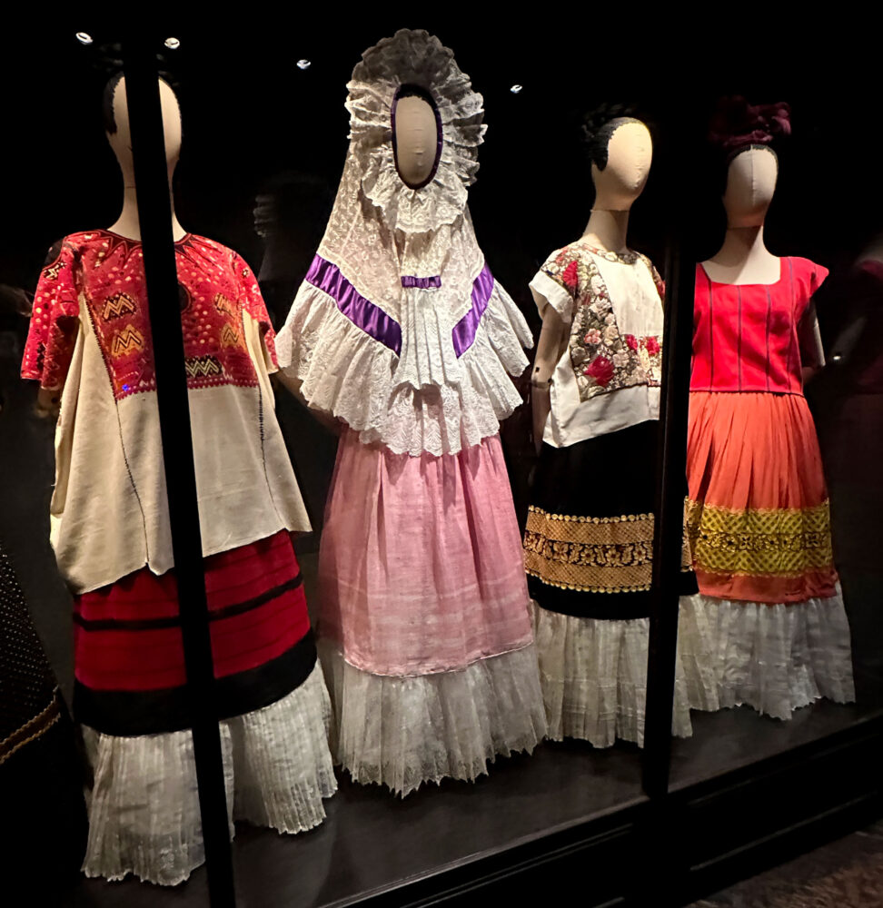 Frida Kahlo Traditional Mexican Clothing