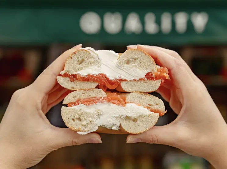 Panzers smoked salmon bagel